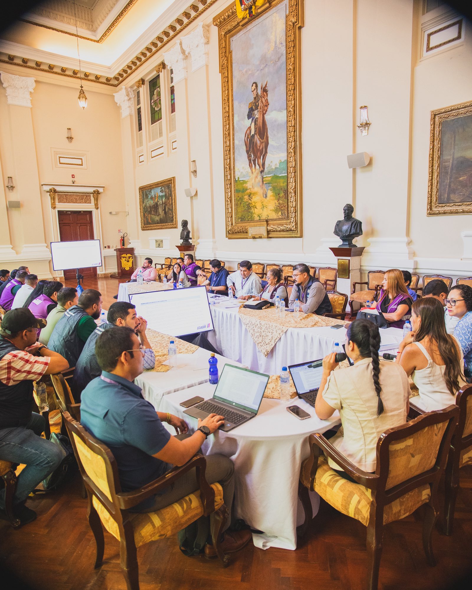 GOBERNACIÓN DEL GUAYAS FORTALECE LAS CAPACIDADES DE LOS COMISARIOS DE POLICÍA PARA GARANTIZAR UNA GESTIÓN MÁS EFICIENTE Y CERCANA A LA CIUDADANÍA