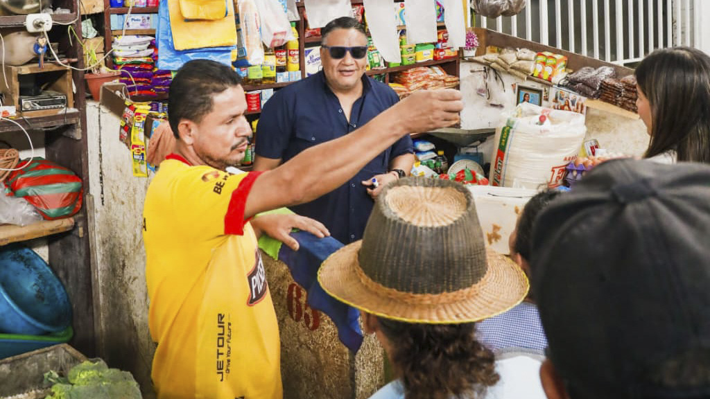 GOBERNACIÓN DEL GUAYAS REFUERZA CONTROLES DE PRECIOS, PESO Y CALIDAD EN EL MERCADO SAN JACINTO DE BALZAR